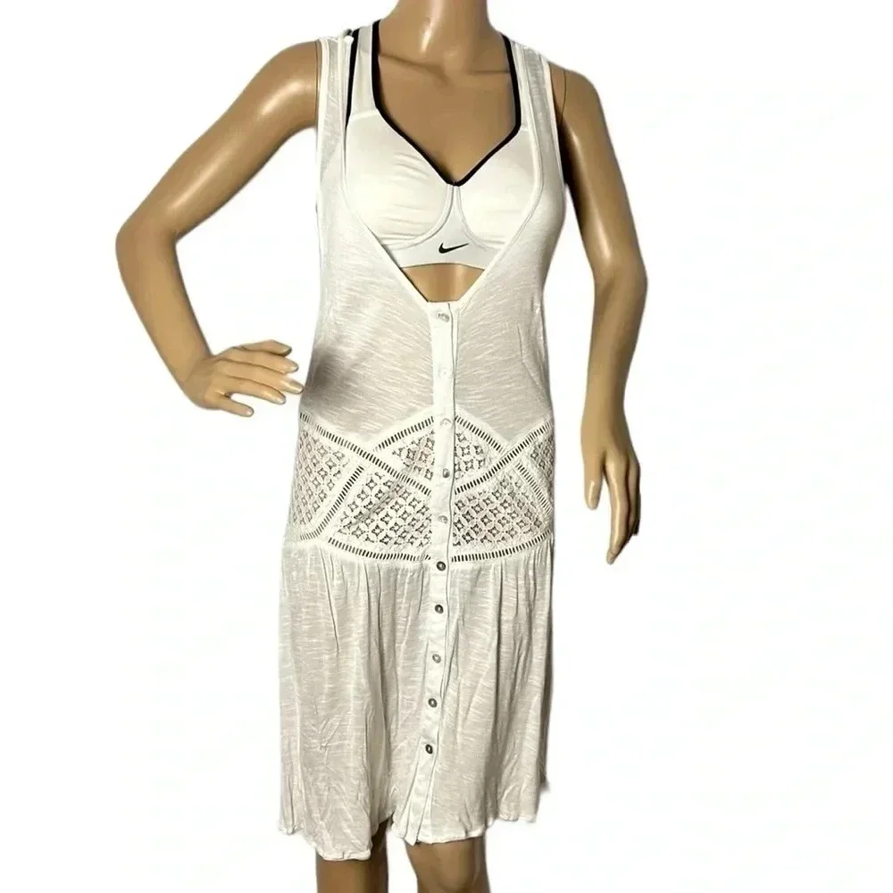 KOY RESORT WHITE SM, crochet ,button front beach cover, deep V-neck - Picture 5 of 13